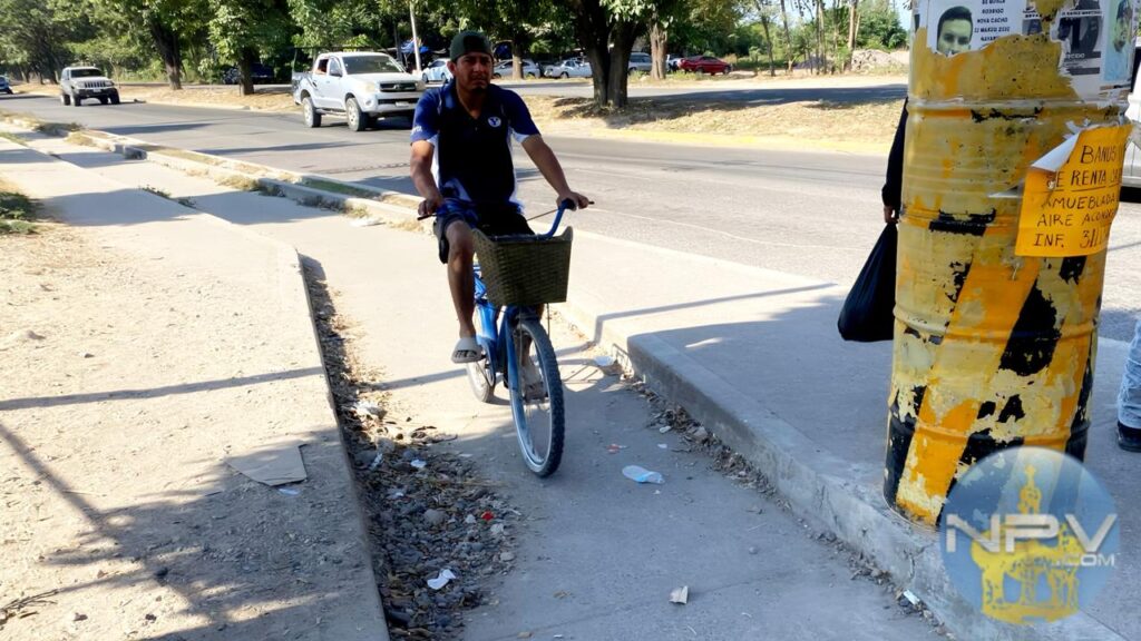 Alertan los habitantes de Ixtapa sobre el grave deterioro de la ciclovía