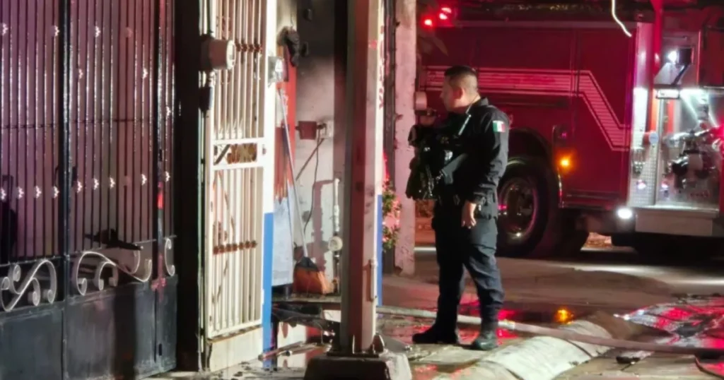 Atacan con disparos y explosivo a una tienda en La Foresta, Mazatlán