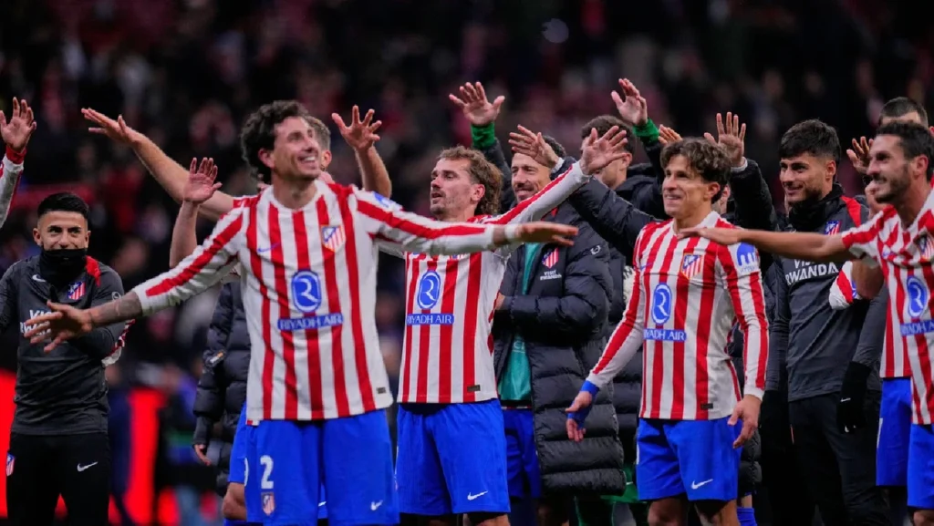 Atlético de Madrid sorprende con gol de último minuto y vence al Inter de Milán