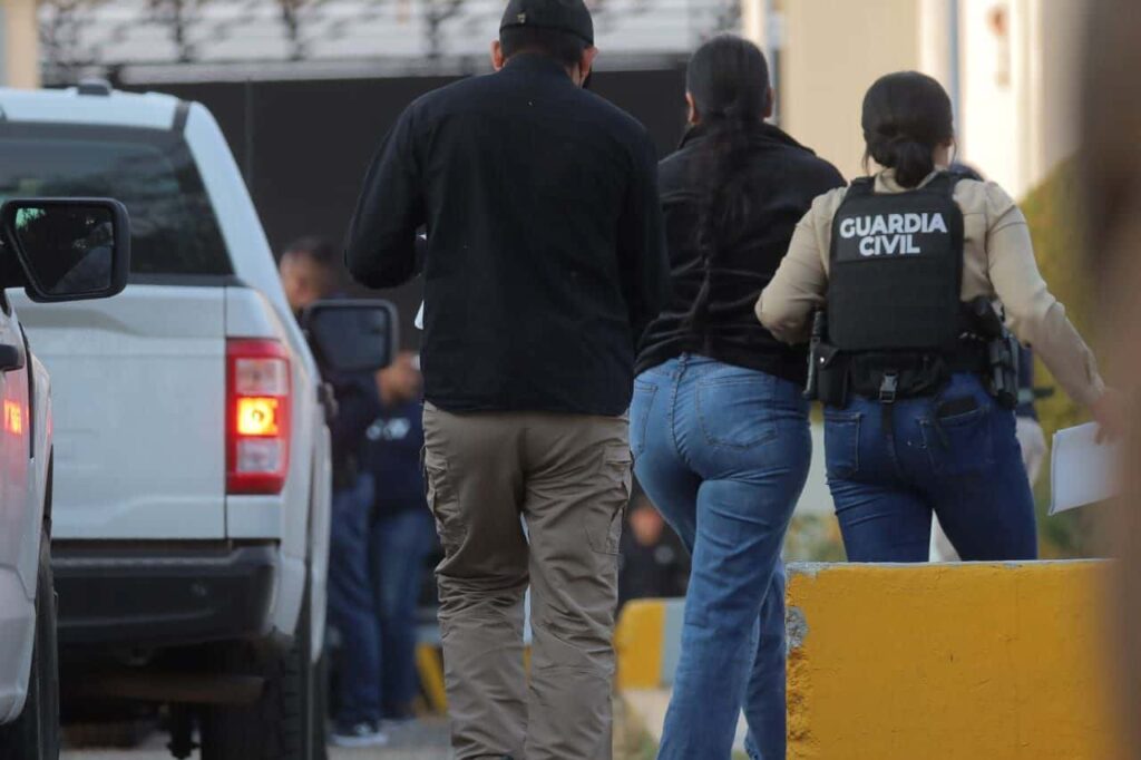 Detenidos 7 de 8 guardaespaldas en relación con el asesinato del alcalde Carlos Manzo