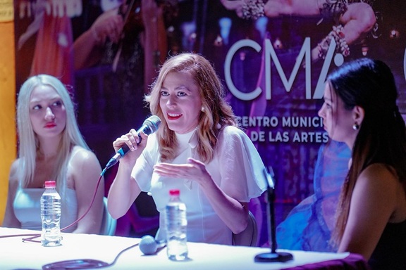 Diálogo profundo sobre la autenticidad humana con Priscila Lafarga, actriz y modelo de Mazatlán