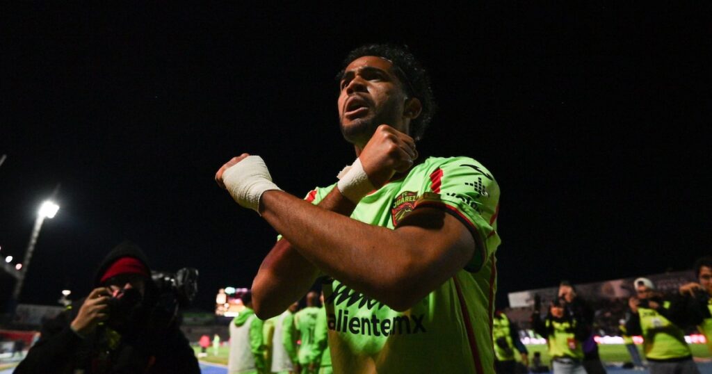 Expulsan a Brian García en vivo: Juárez FC vs Pachuca y los Tuzos juegan con 10 jugadores