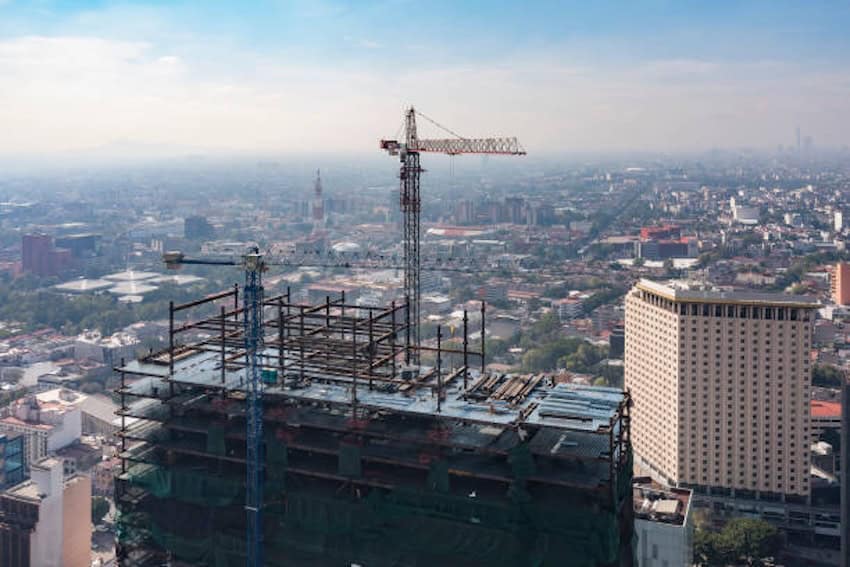 Líderes de la industria alarmados por la continua caída del sector de la construcción exigen mayor inversión pública