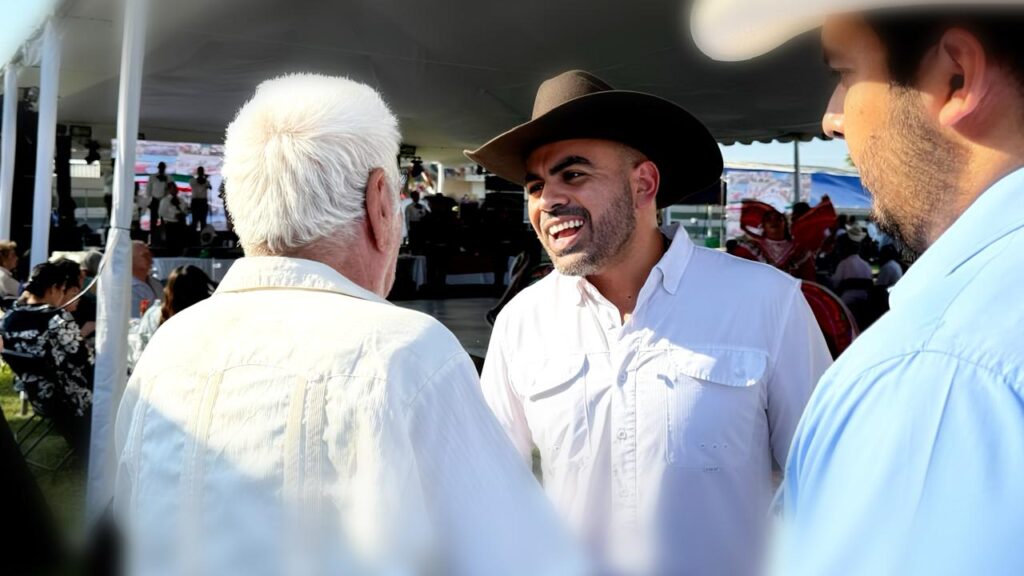 Ra Aguilar Estrada celebra el 89 aniversario de Ejido de Ixtapa