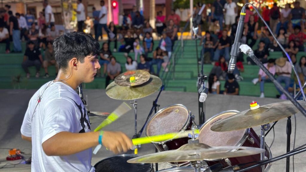 Triunfo de la juventud: El Festival Tukin repleta los Arcos del Malecón