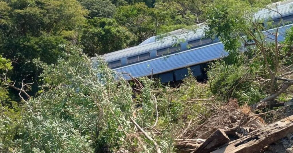 70 personas hospitalizadas tras el descarrilamiento del Tren Interoceánico en Oaxaca