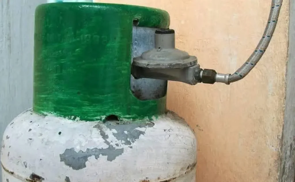 Alerta de Protección Civil sobre peligros asociados con cilindros de gas deteriorados
