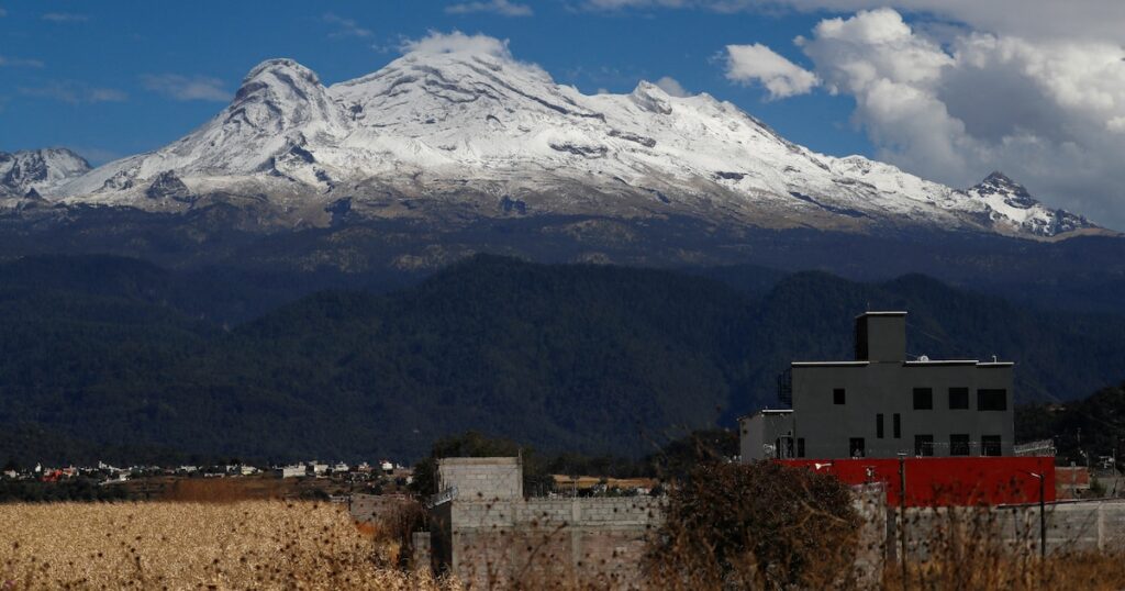 Alerta del SMN: Frente frío 25 traerá más nevadas a sierras y volcanes