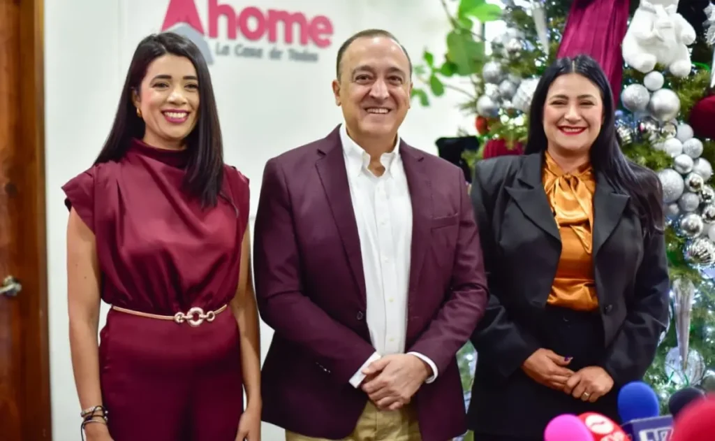 Antonio Menéndez nombra a nuevas líderes de SEMUJERES Ahome y fortalece compromiso con mujeres