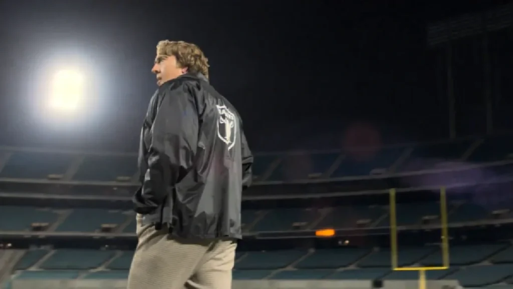 Anuncian película basada en la vida del legendario entrenador y analista John Madden en México