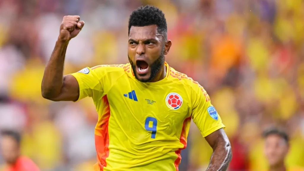 Borja ya está en Cruz Azul, ¿Por qué no habló ni firmó autógrafos?
Nueva estrella del fútbol mexicano llega a Cruz Azul, ¿Por qué no habló ni firmó autógrafos?