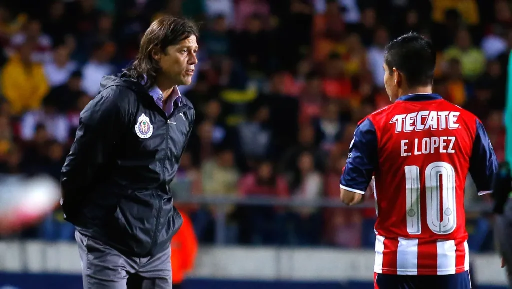 Chofis López recuerda con cariño a Matías Almeyda y lo llama su mejor entrenador

Chofis López elogia a Matías Almeyda como su mejor entrenador en México