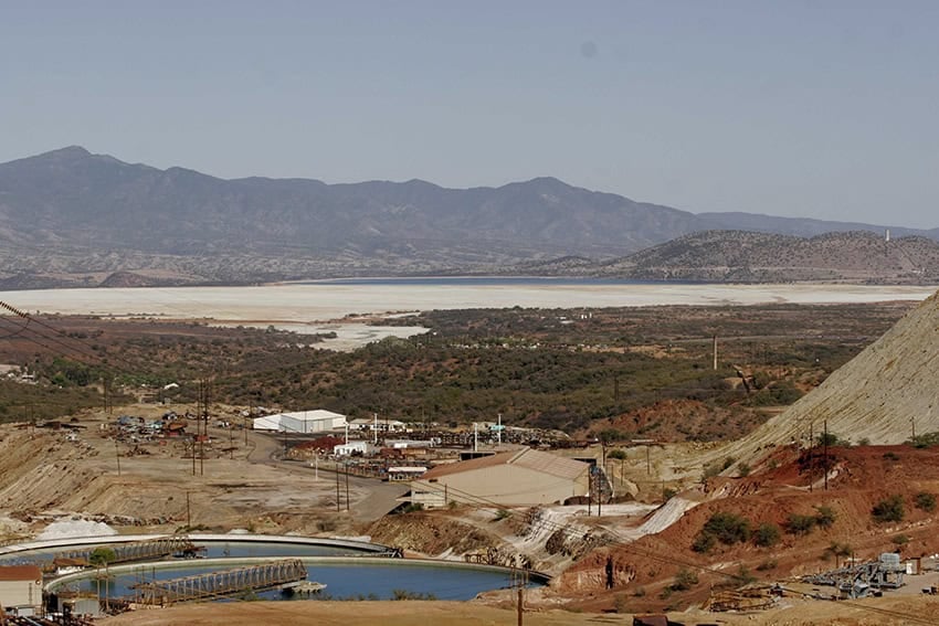 Concluye una huelga minera de 18 años en Sonora