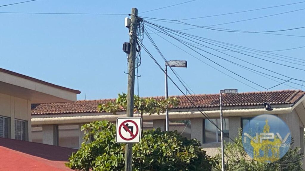 Confusión entre automovilistas por señales viales en Palmar de Aramara