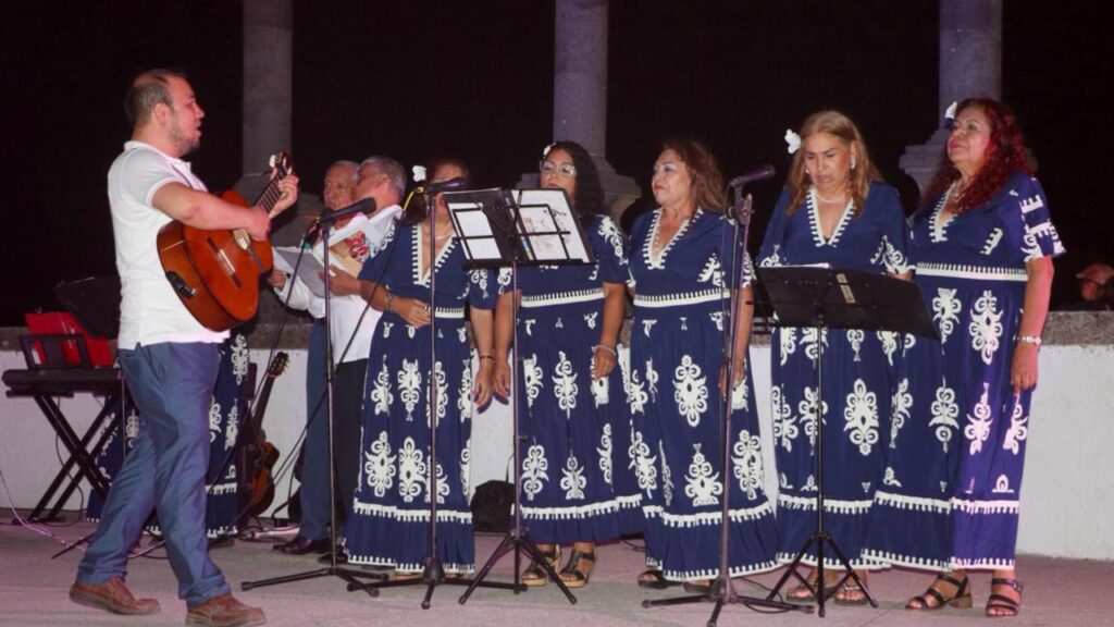 Evento de clausura de los programas educativos 2025 en los Arcos del Malecón