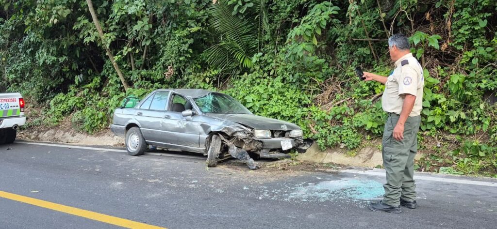 Grave accidente en la carretera federal 200 deja a una persona herida en Cabo Corrientes y Puerto Vallarta