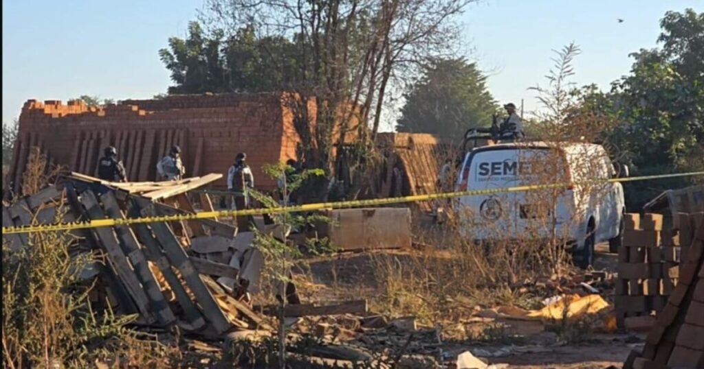 Hallan restos humanos dentro de una maleta en Loma de Rodriguera, Culiacán