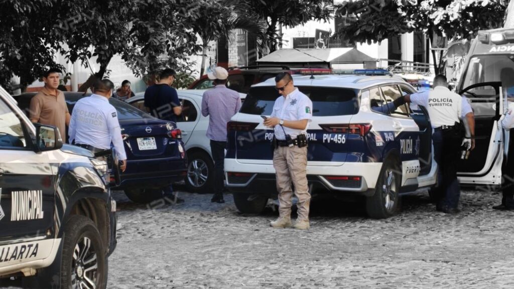 Hombre fallece tristemente afuera de tienda Woolworth en Navidad