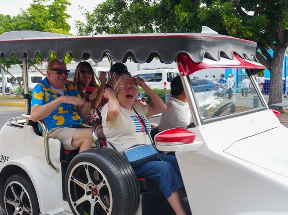 La economía de Mazatlán se ve beneficiada por más de 6 mil turistas de cruceros