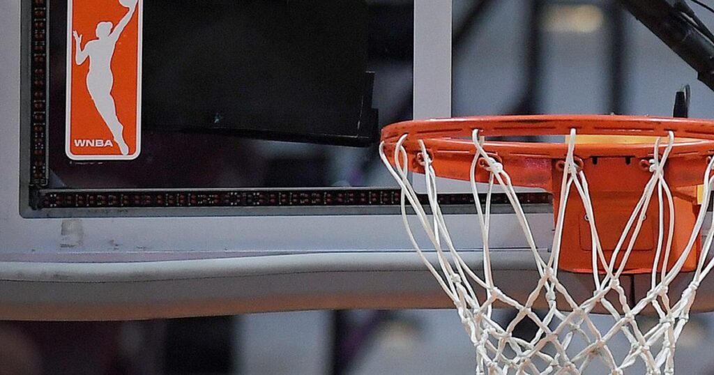 La unión de jugadoras de la WNBA autoriza a negociadores a llamar a una huelga si es necesario durante las conversaciones del CBA.