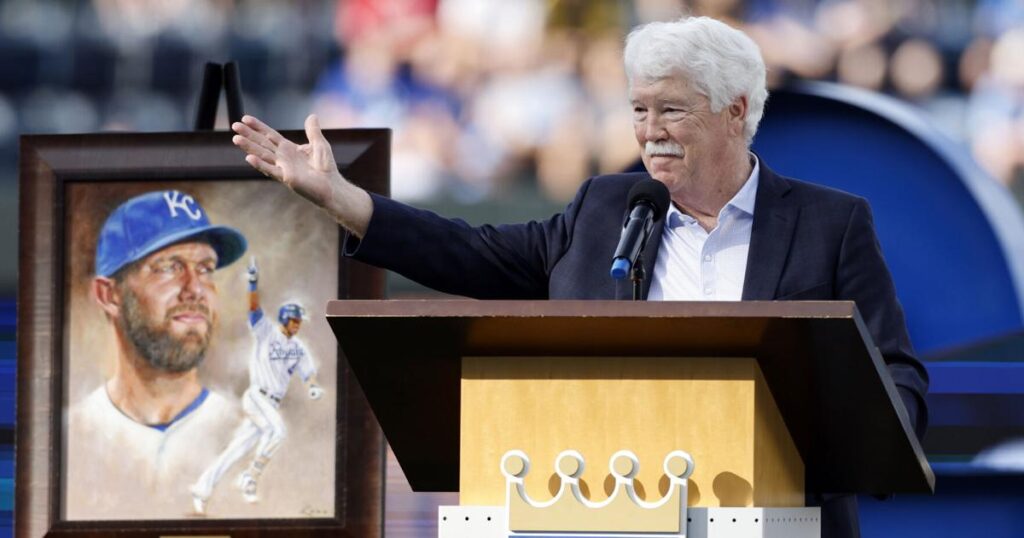 Los Royals enfrentan una difícil decisión sobre su estadio mientras los Chiefs se mudan a Kansas.