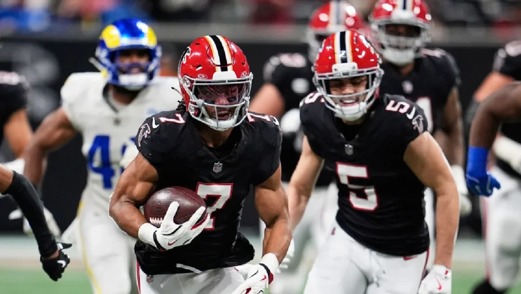 Rams sufre segunda derrota consecutiva al perder en el último minuto ante los Falcons