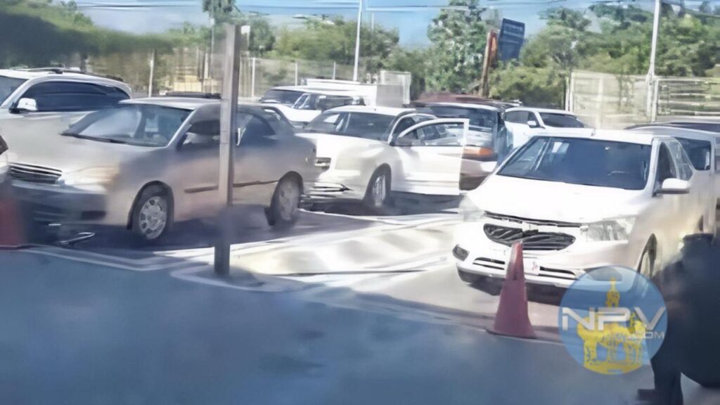 Reportan caos en estación de verificación vehicular en Puerto Vallarta