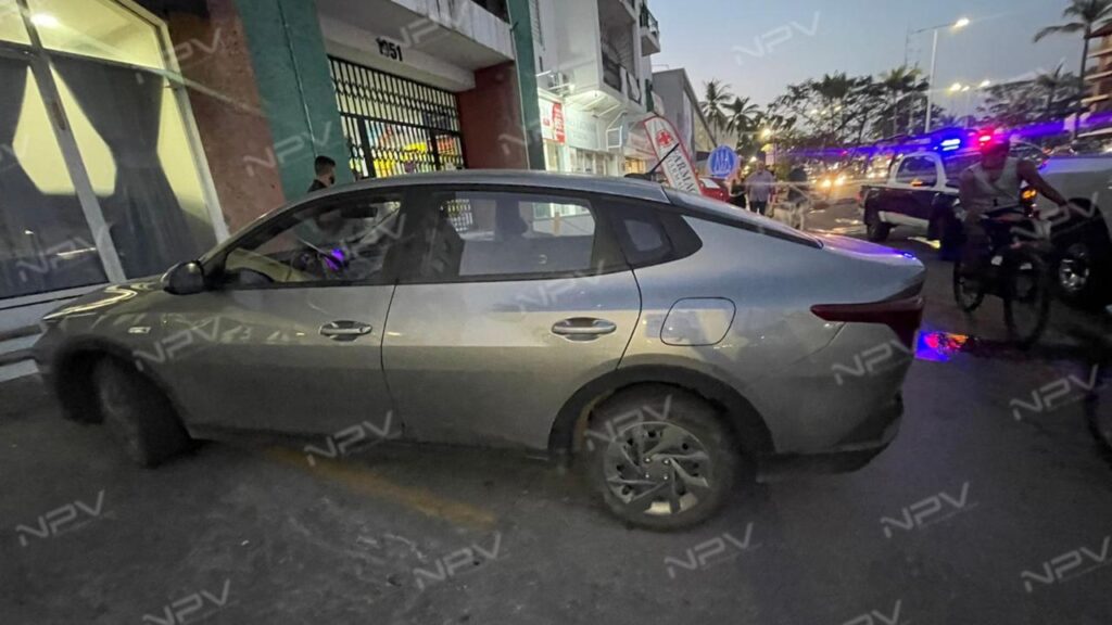 Roban siete autos de compañía de alquiler en Vallarta