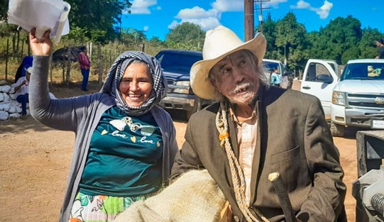 SEBIDES fortalece su compromiso con las comunidades indígenas de la sierra del municipio de Sinaloa
