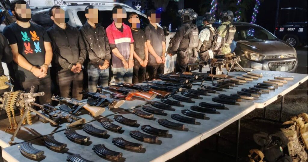 Tres muertos, seis arrestados y arsenal incautado tras tiroteo en Navolato