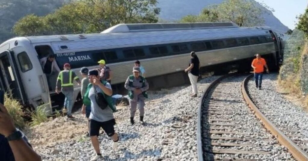 VÍDEO: Testimonio impactante de un sobreviviente al descarrilamiento del tren en Oaxaca: "Venía a toda velocidad"