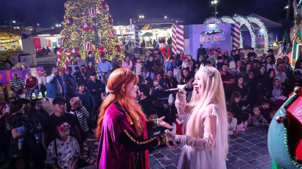 ¡Más de 8 mil asistentes gozan de la Verbena Culiacán hoy!