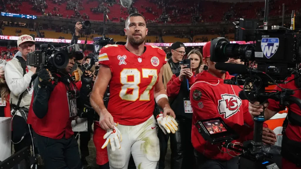 ¿El último partido de la temporada en el Estadio Azteca para Travis Kelce?