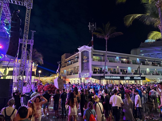 Mazatlán se inunda de fiesta con más de 33 mil personas en el Carnaval