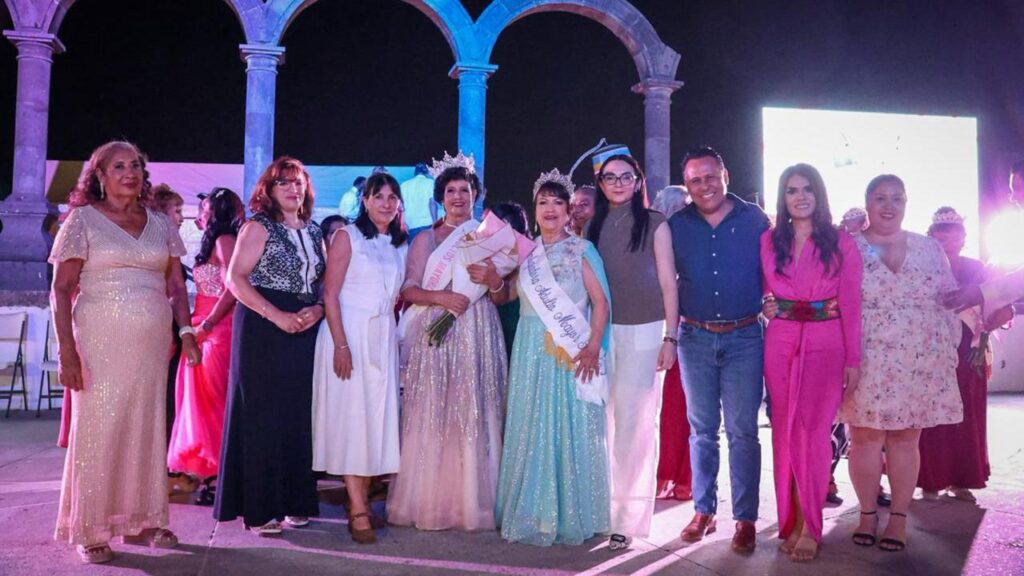 Patricia Galindo es elegida Reina de la Tercera Edad 2026 en una gala llena de tradición