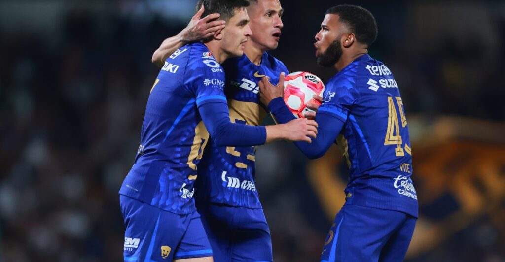Pumas lucharon para lograr un empate contra Cruz Azul