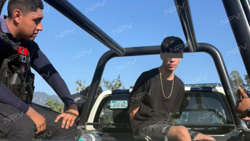 Atrapan a un individuo con auto robado en Guanajuato