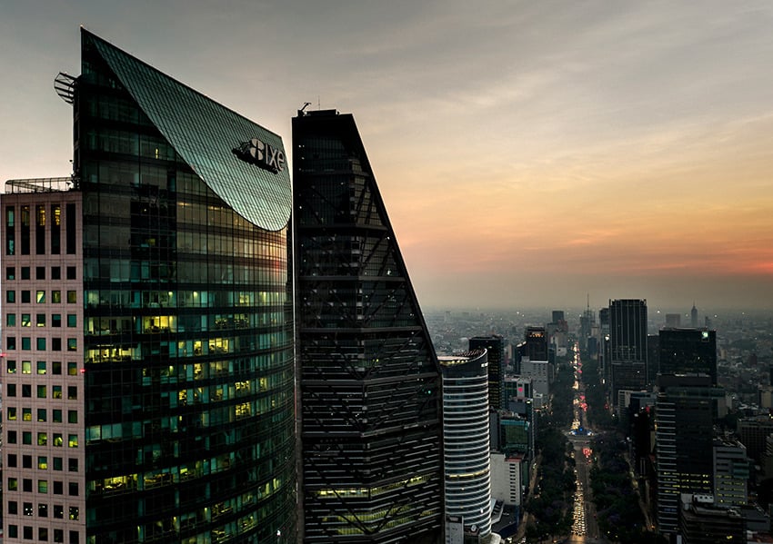 El nearshoring impulsa a México de nuevo al top 20 para inversión extranjera, ¡pero los desafíos persisten!