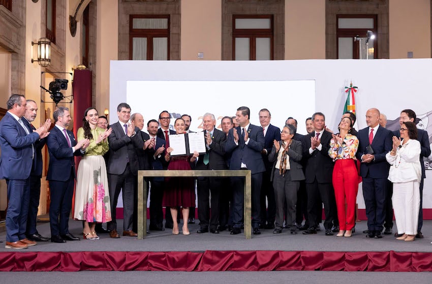 Nuevos proyectos de infraestructura pública deberán usar acero mexicano, según pacto federal: resumen de la mañanera del miércoles.