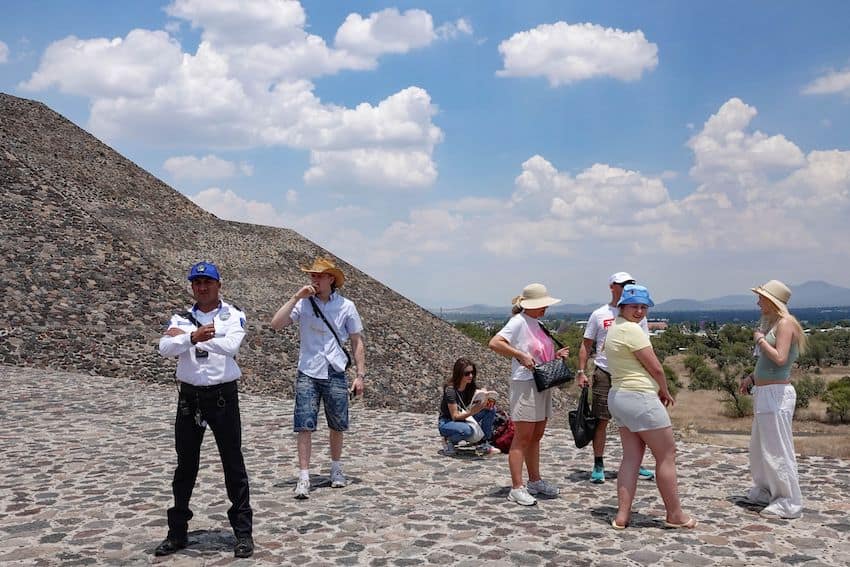 Resumen semanal de México: Tiroteo en Teotihuacán, operación ilegal de la CIA en Chihuahua y visita de la ONU